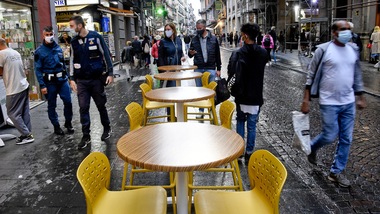 Coronavirus, virologo tedesco: "In Italia rispetto delle regole decisivo"