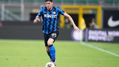 Inter, Bastoni tranquillizza tutti: "Sto bene, sono in isolamento"