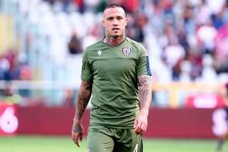 Cagliari, il ds: "Nainggolan? Guardando Giulini ho capito che era sfumato"