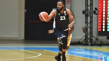 Virtus Roma, Evans operato al tendine d'Achille