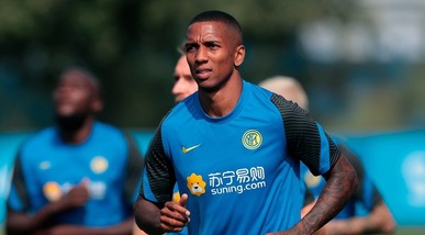 Inter, Young è il sesto positivo al Coronavirus