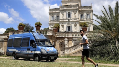 "Mascherina obbligatoria anche per chi fa attività motoria"