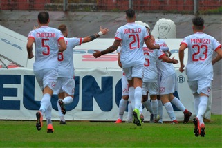 Il Mantova strapazza il Perugia 5-1. Crollo Triestina col Legnago Salus