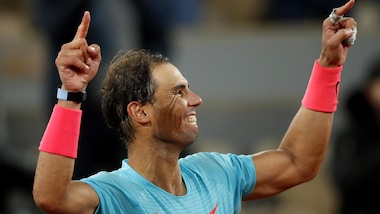 Nadal fa 13 al Roland Garros: Djokovic dominato