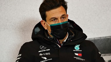 GP Eifel, Wolff: "Bottas? Dobbiamo analizzare le cause del suo ritiro"