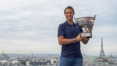 Nadal si dà al golf dopo la vittoria al Roland Garros