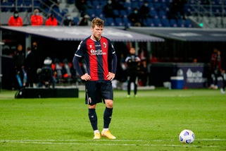 Bologna, si ferma Skov Olsen: ko in Nazionale