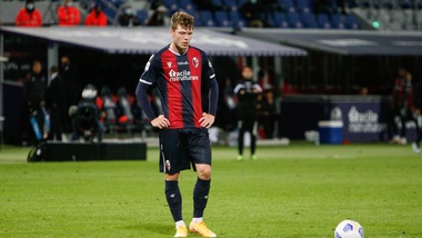 Bologna, si ferma Skov Olsen: ko in Nazionale