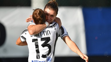 La Juve mette la quinta e si gode il primato, Girelli da record