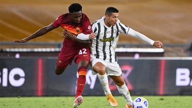 Roma, tutti negativi i tamponi alla prima squadra: Diawara unico positivo