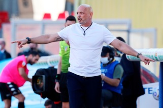 Bologna, Mihajlovic in emergenza. E c'è da registrare la difesa