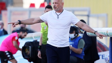 Bologna, Mihajlovic in emergenza. E c'è da registrare la difesa