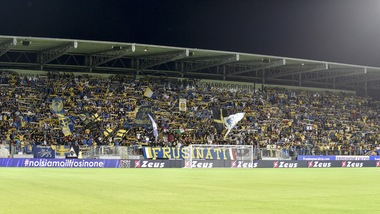 Covid: Frosinone-Ascoli posticipata alle 19