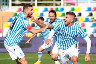 Serie B, poker della Salernitana al Pisa. Frena il Cittadella a Cosenza