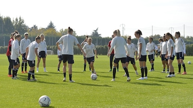 Il Sassuolo vince e vola in testa, la Juve chiamata a rispondere