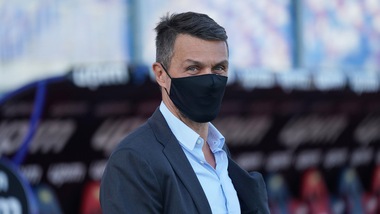 Milan, Maldini: "Più vicini a Juve e Inter. Conte favorito per lo scudetto"