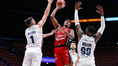Milano non si ferma: Roma sconfitta 93-71. Vince Venezia, ko la Virtus Bologna