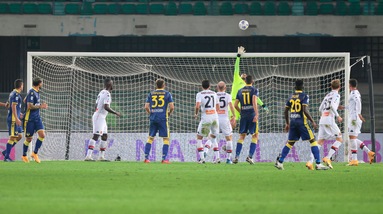 Perin le para tutte: il Genoa rimaneggiato resiste a Verona