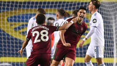 Festa Wolves: Raul Jimenez manda Bielsa ko