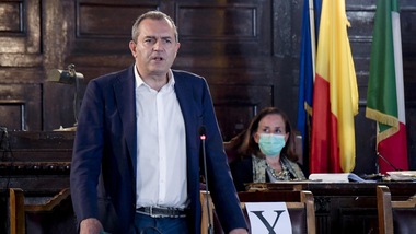 De Magistris: "Campania verso il lockdown"