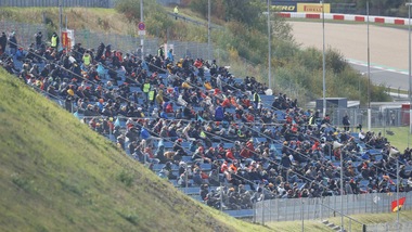 GP Portogallo, Portimão a porte aperte: il governo consente l'accesso a 27mila tifosi