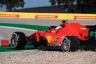 GP Portogallo: Bottas precede Hamilton nelle prime libere, Leclerc quarto