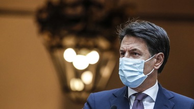 Conte: “Lockdown? Dobbiamo fare il possibile per evitarlo”