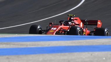 GP Portogallo: Leclerc quarto nelle seconde libere, Bottas sempre primo