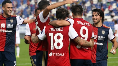 Cagliari-Crotone 4-2, Di Francesco piega Stroppa