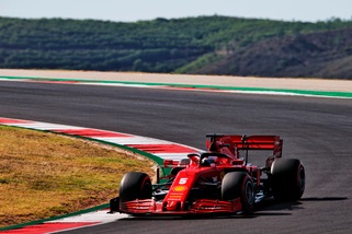 Gp Portogallo, Vettel: "Gara complicata, le sto provando tutte"
