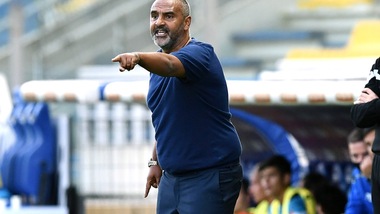 Parma, Liverani: "Grassi terzino mossa nata nell'emergenza, avevo 11 assenti"