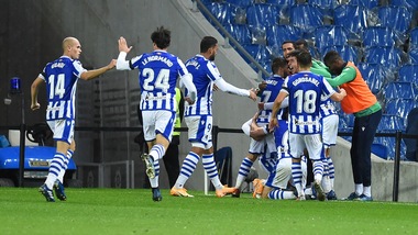 Poker Real Sociedad che risponde al Real Madrid e torna in vetta