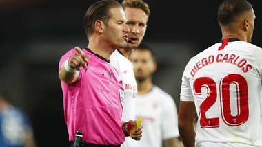 Champions: l'olandese Makkelie dirigerà Juve-Barcellona