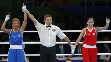 Coronavirus, Testa positiva: "Questo virus non risparmia nessuno"