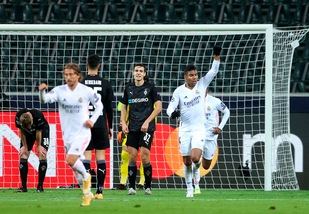 Il Real Madrid pareggia allo scadere: 2-2 con il Borussia M. Successi per Liverpool, City, Bayern e Atletico