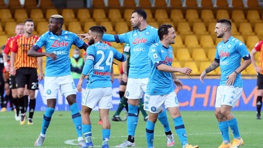 Coronavirus, Napoli libero: tamponi tutti negativi