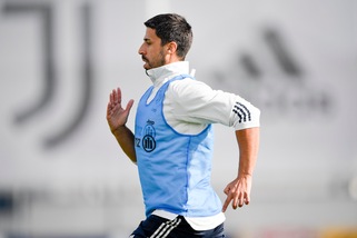 Khedira non conferma l'addio. Ma la Juve punta due centrocampisti