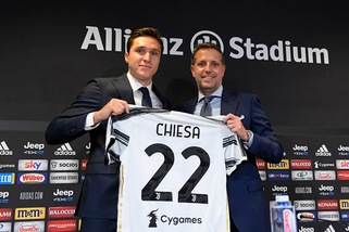 Chiesa: "Felice di essere alla Juve, sento la responsabilità"