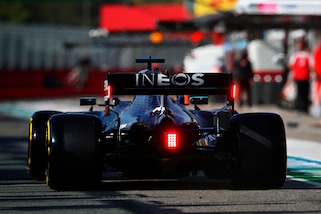 Gp Emilia Romagna: Hamilton il più veloce nelle libere, quinto Leclerc