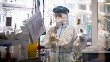 Coronavirus, ancora in aumento il numero dei contagi: 31.758 e 297 morti nell’ultimo giorno