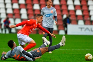 Triestina, non bastano Gomez e Rizzo. Ad Arezzo è 2-2