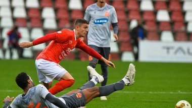 Triestina, non bastano Gomez e Rizzo. Ad Arezzo è 2-2