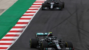 F1, a Imola la Mercedes conquista il settimo Mondiale costruttori consecutivo