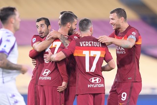 Roma, Spinazzola e Pedro danno spettacolo: Fiorentina ko 2-0