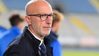 Novara, Banchieri richiamato in panchina