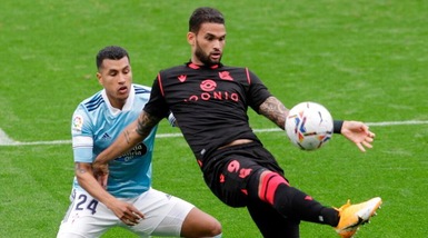 Poker della Real Sociedad che torna in testa alla Liga. Il Valencia si salva al 99'