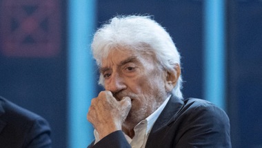 Gigi Proietti è grave in terapia intensiva