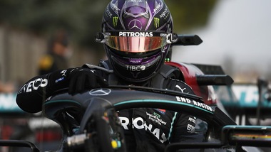 F1 Mercedes, Hamilton: "Nessuna garanzia per il futuro"