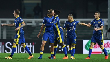 Verona-Benevento 3-1, Barak trascinatore con una doppietta