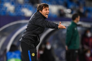 Inter, Conte non ci sta: "Sul primo gol c'era fallo su Hakimi"